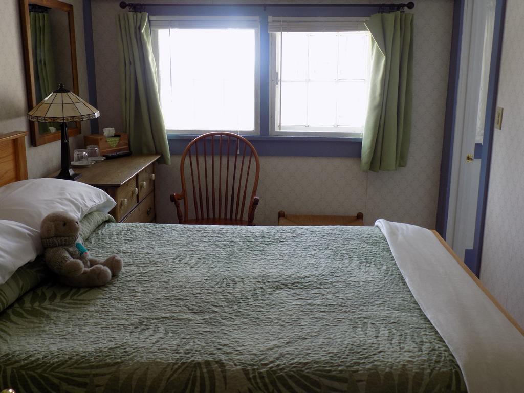 Wilderness Inn Bed And Breakfast Bed & Breakfast North Woodstock